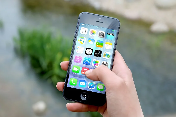 The Ultimate Guide to Social Media for Your Self-Storage Business 1 00c1dd_2169a6c9f6f44986bdcbfbe4d9d1d2eemv2