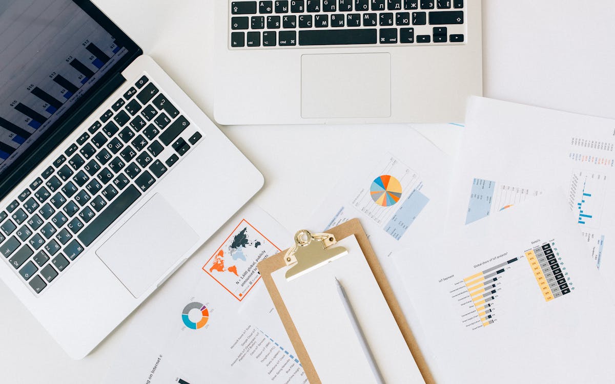 What is White Hat and Black Hat Link Building?