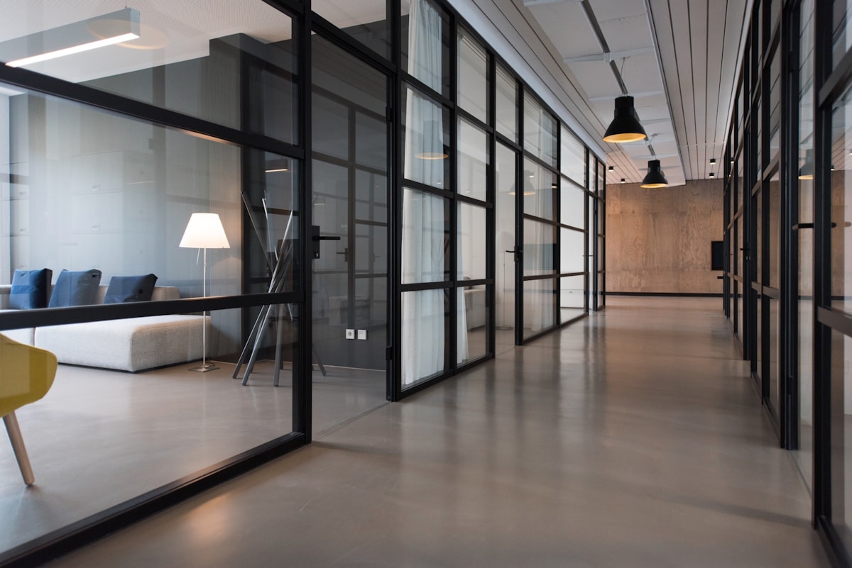 Flexible serviced office workspace
